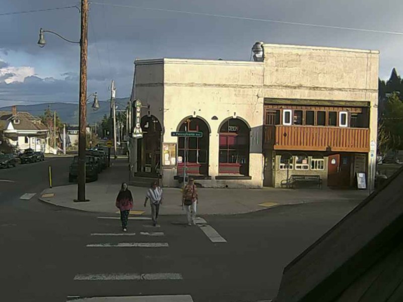 Eight Friendships From&nbsp;Cicely